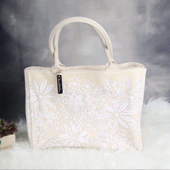 structured canvas tote bag